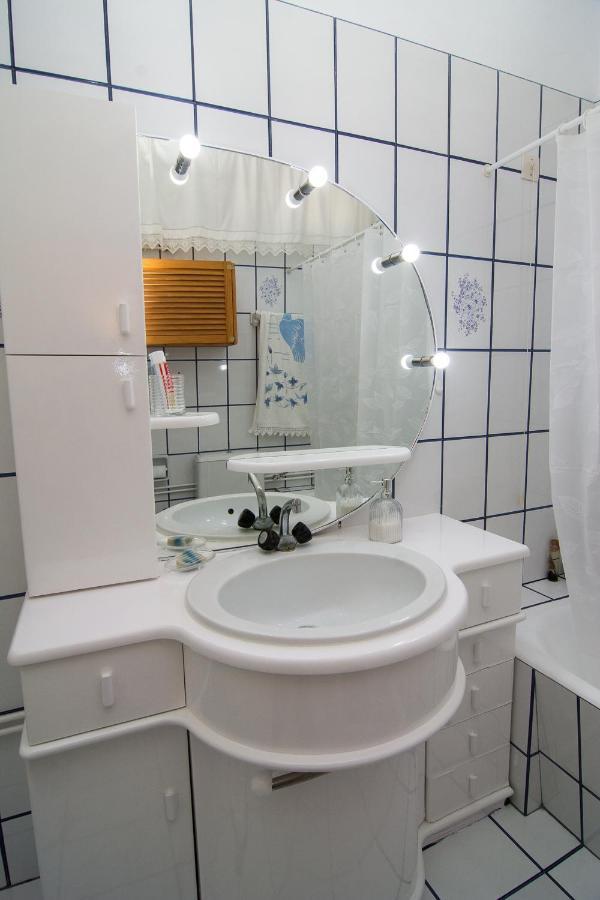 Areti' S Home Волос Екстериор снимка